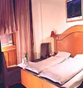 Hotel Atithi Dehradun Bagian luar foto